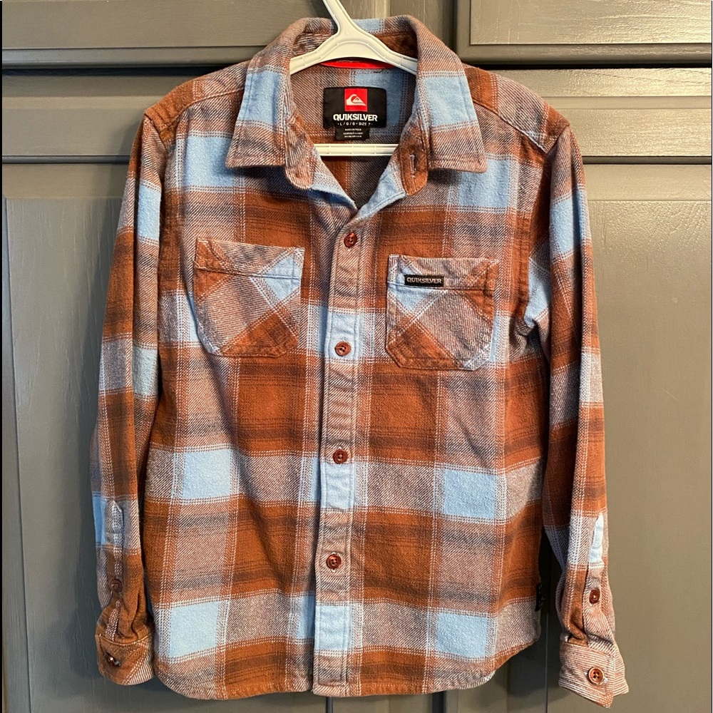 Quicksilver flannel size 7